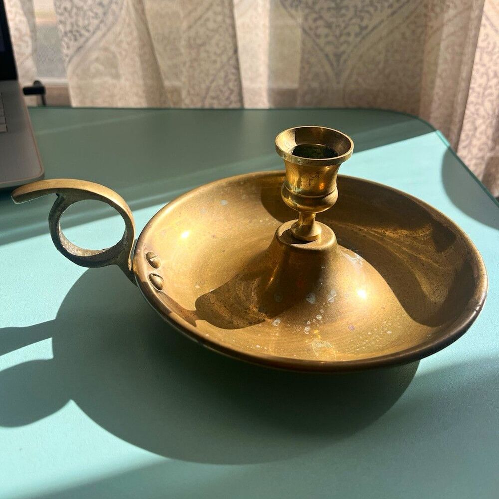 Vintage Brass Chamberstick Taper Candle Holder w/ Handle Round Drip Tray 6.25 in